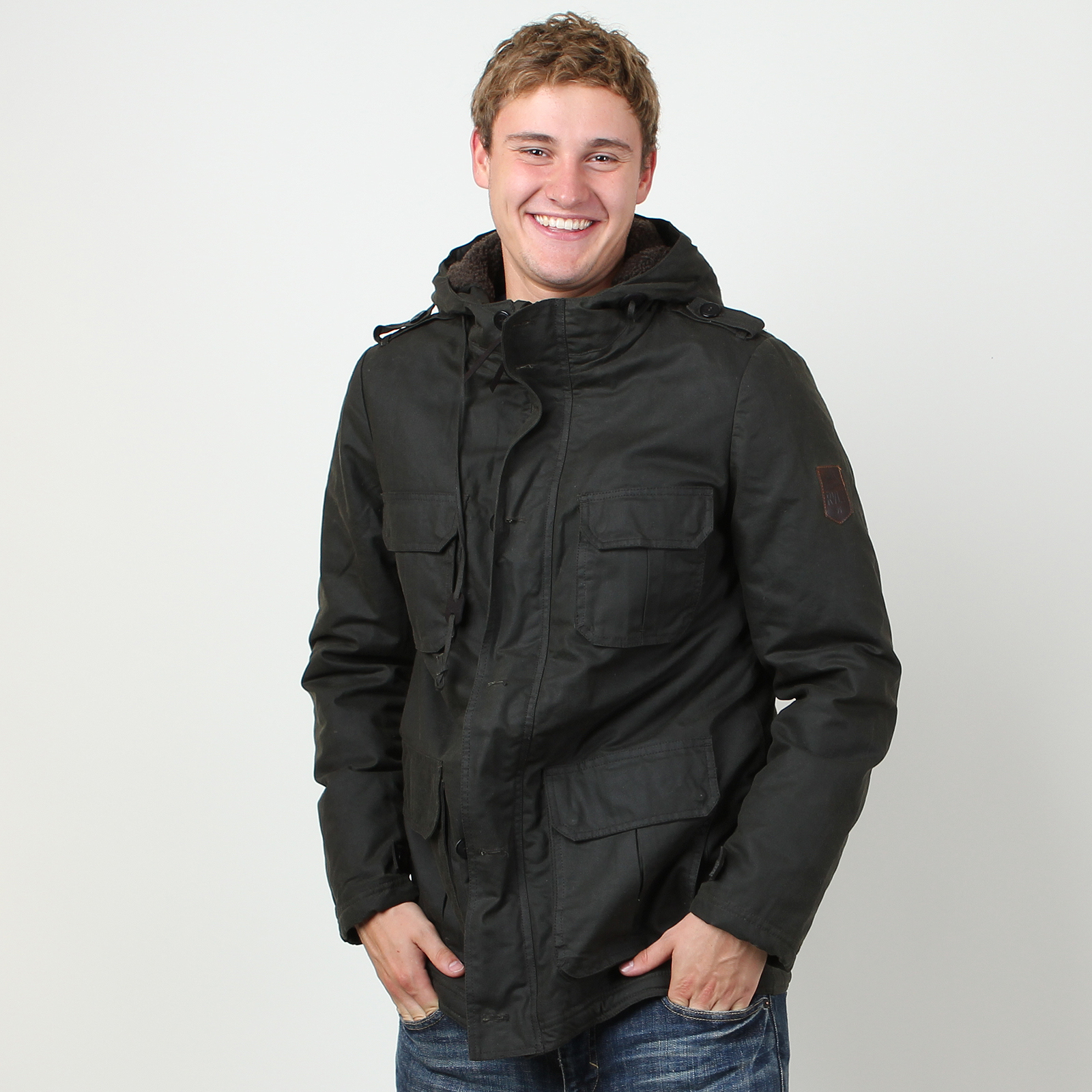 Neu: REVOLUTION Winterjacken